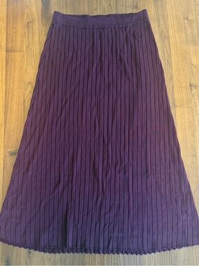 ZARA Burgundy Pleated Knit Midi Skirt Size M Elastic Waist
